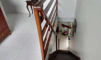 Imagem 3: Casa para aluguel e venda possui 220 metros quadrados com 3 quartos