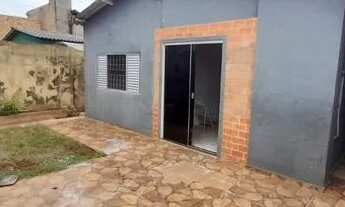 Imagem 2: Casa 3 quartos. Bairro Taveirópolis, com quintal, garagem descoberta. Próx. Duque
