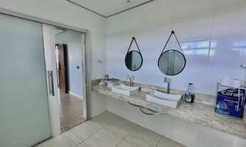 Imagem 5: Casa de Alto Padrão no Condomínio Gran Ville, Região dos Lagos(Grande Colorado