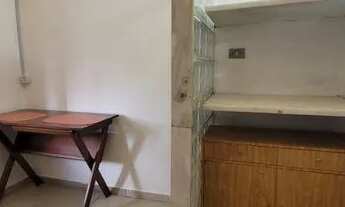 Imagem 5: Kitnet/conjugado para aluguel possui 12 metros quadrados com 1 quarto