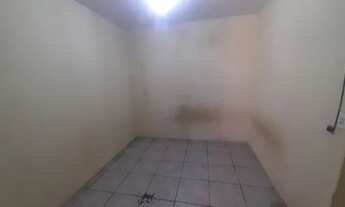 Imagem 4: Kitnet pra casal ou solteiro(a). Tijuca, Livre de água e luz. 2 peças c/ banheiro. Asfalto