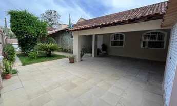 Imagem 1: Maravilhosa casa linear reformada com churrasqueira e piscina