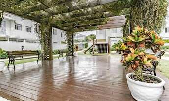 Imagem 4: Apartamento para Aluguel - Novo Mundo, 2 Quartos, 49 m2