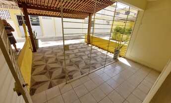 Imagem 3: JN) Dúplex em cond. fechado próx. da praia, com piscina, churrasqueira!