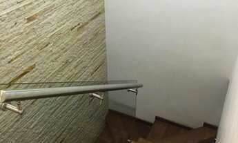 Imagem 3: Lindíssima casa para venda no Centro de Embu das Artes com 440 metros construídos com 4