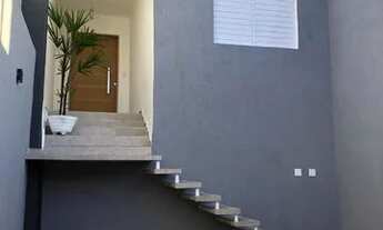 Imagem 3: Casa térrea à venda, 02 quartos, sendo 01 suíte, 02 vagas, corredor lateral, quintal, estu