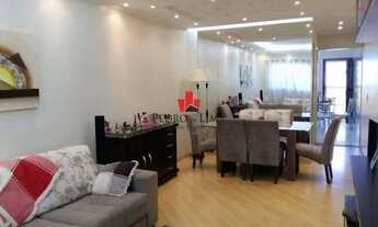 Imagem 2: Sobrado de 3 Dormitórios (1 suíte) e 4 Vagas de garagem na Penha