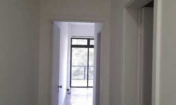 Imagem: Tijuca, Rua Carlos Vasconcelos, perto do