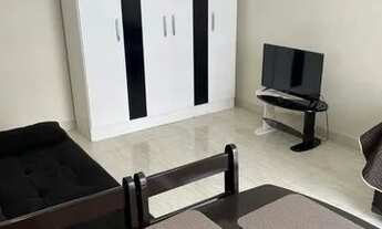 Imagem 2: Studio Mobiliado No Gonzaga, Quadra da Praia -Apto de Frente com sacada