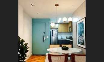 Imagem 3: Apartamento para venda possui 70 metros quadrados com 2 quartos em Lagoa - Rio de Janeiro