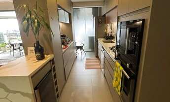 Imagem 3: Imóvel para venda com 123 metros quadrados com 2 quartos em Sítio Tamboré Alphaville - Bar