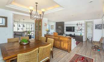 Imagem 2: Amplo apartamento de andar alto, muito ensolarado, próximo a praça Bela Vista!