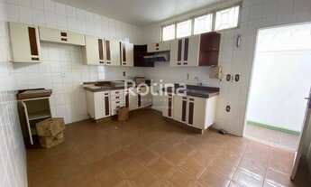 Imagem 2: Casa à venda, 3 quartos, Osvaldo Rezende - Uberlândia/MG - Rotina Imobiliária