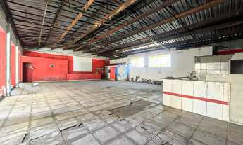 Imagem 3: Lojão: Excelente loja com 255,75 com varandão em localização estratégico a venda