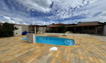 Imagem 5: Rancho a Venda localizado no Condomínio Enseada da Barra , represa de Furnas