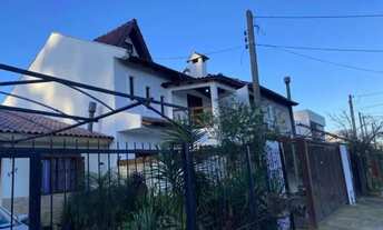 Imagem 2: Casa no bairro Hípica - 3 dormitórios