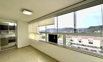 Imagem 5: Apartamento-casa com vista panorâmica, com seus 3 dormitórios, no bairro Dores!