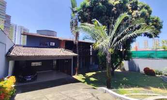 Imagem 2: Casa duplex em Capim Macio com 366m² e 5 quartos