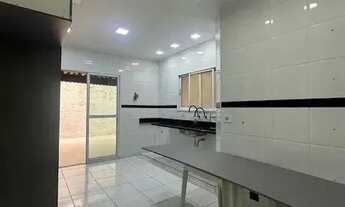 Imagem 6: Sobrado para aluguel tem 120 metros quadrados com 3 quartos em Ocian - Praia Grande - SP