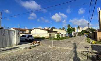 Imagem 2: Casa para Aluguel por trás da BurnFit, na Av. Abel Cabral