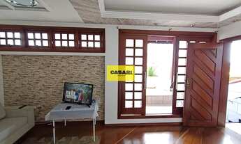 Imagem 3: Sobrado para Locação com 3 Dormitórios, Varanda e 2 Vagas em Rua Sem Saída