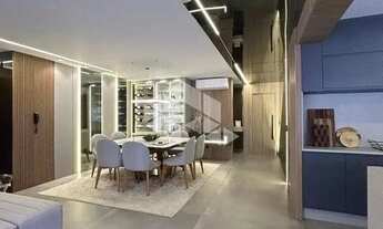 Imagem 4: Apartamento com 4 dormitórios sendo 2 suítes e 2 vagas de garagem em Itapema