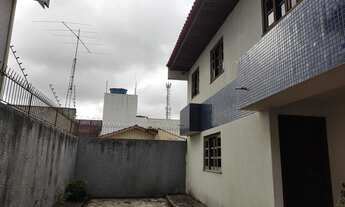 Imagem 6: Sobrado no Cajuru próximo ao jardim botânico