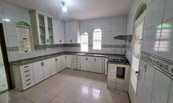 Imagem 5: Excelente sobrado com 05 quartos, sendo 03 suítes