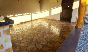 Imagem 4: Com terreno medindo 631m², essa propriedade irá te surpreender!