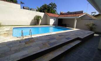 Imagem 1: Bela casa na praia com piscina, área gourmet e 2 quartos À venda em Itanhaém/SP