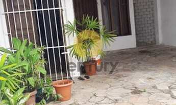 Imagem 2: Casa para venda possui 301 metros quadrados com 3 quartos em São José - Aracaju - SE