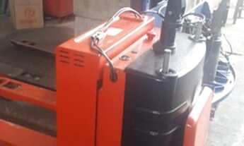 Imagem: Paleteira Elétrica 1.200Kg