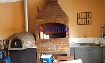 Imagem 3: Sobrado em rua fechada