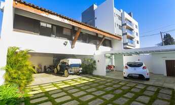 Imagem 5: Casa com piscina- Parolin