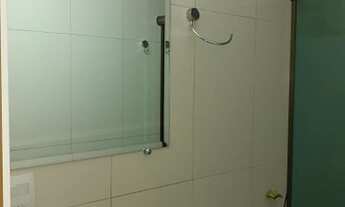 Imagem 5: Apartamento para venda tem 40 metros quadrados com 2 dormitórios reformado com garagem cob