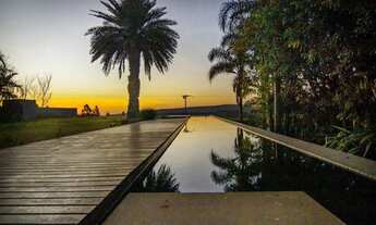 Imagem 2: Casa no Condomínio Serra dos Manacás com 382m² de área construída e 1.000m² de terreno, 3