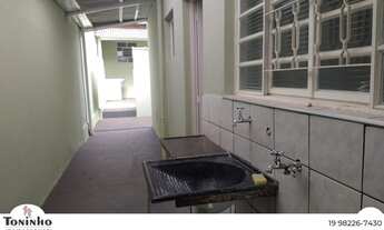 Imagem 5: Casa com 3 quartos + 1 casa nos fundos de 1 quarto, 3 vagas de garagem. Aceita terreno