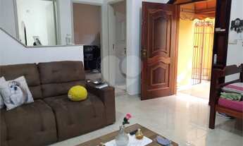 Imagem 2: Sobrado com cozinha industrial