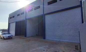 Imagem 4: Galpão/Depósito/Armazém para venda tem 240 metros quadrados