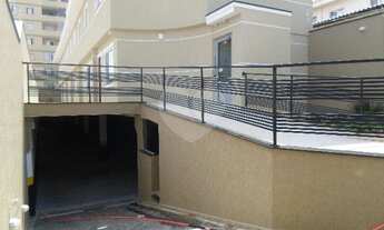 Imagem 4: São seis sobrados novos