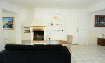 Imagem 6: Casa Beira da Lagoa da Conceição, muito ampla, ao lado do Centrinho