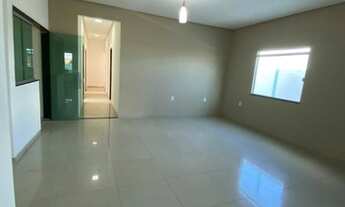 Imagem 5: Casa com 4/4 sendo 2 Suítes, no Parque Ipê