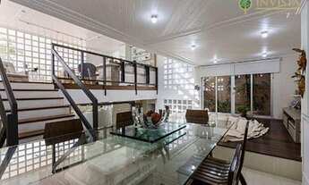 Imagem: Casa de alto padrão com 3 quartos e vista