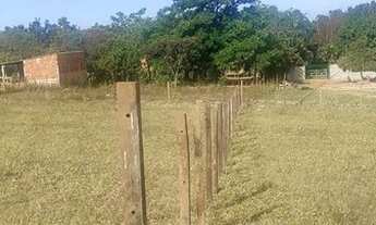 Imagem 4: Lote cercado de 1.460m2