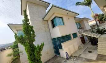 Imagem 2: Duplex de alto padrão, com 4 quartos e ótima localização em Maria das Graças