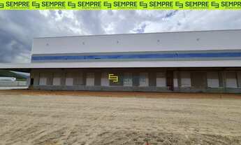 Imagem 4: Galpão para alugar com docas em Viana/ES