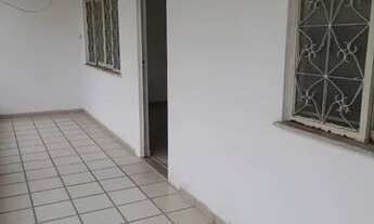 Imagem 2: Casa Gloria - 2 Quartos; 1 suite; banheiro social; sala de tv; sala de jantar e cozinha