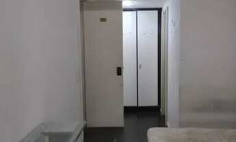 Imagem 7: Apartamento para venda tem 70 metros quadrados com 2 quartos em Copacabana - Rio de Janeir