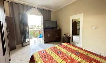 Imagem 3: Casa em lote de 220m2 no Vale Verde