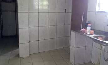 Imagem 7: Casas no morro do Marapé terreno 8x41